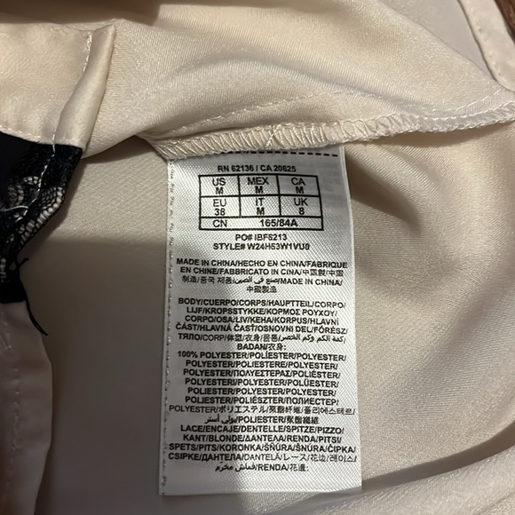 Guess blouse - Picture 4 of 4